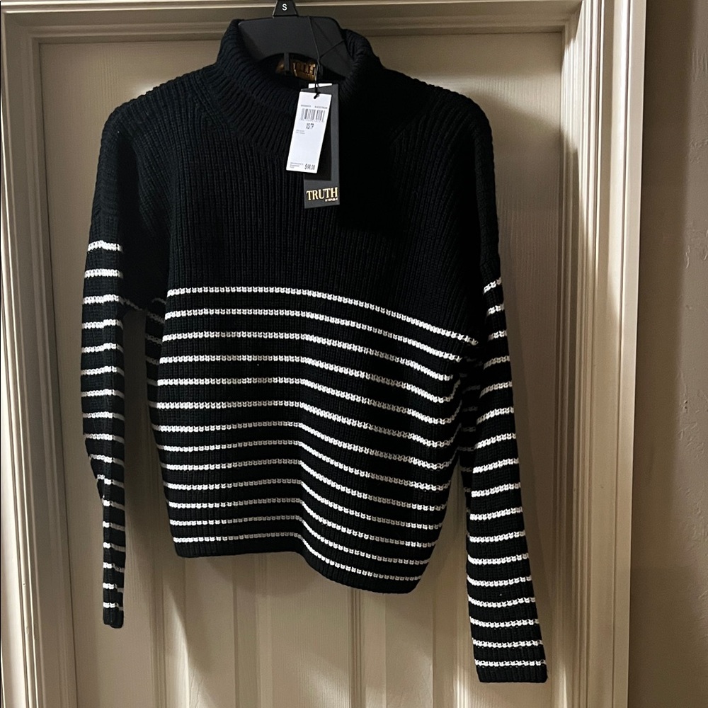 Truth Women's Black and White Cowl Neck Sweater